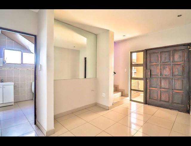 6 BEDROOM HOUSE SOLD IN XANADU